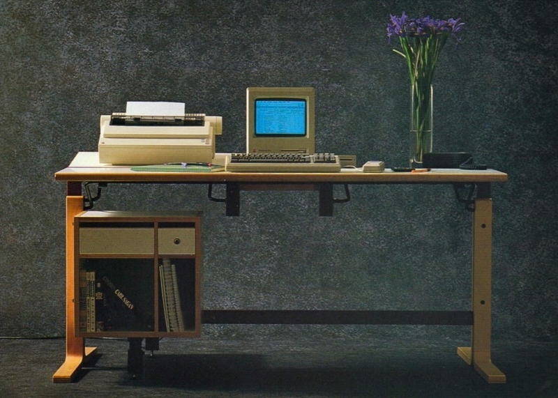 Illustration for article titled Los productos más absurdos de Apple en la década de los 80